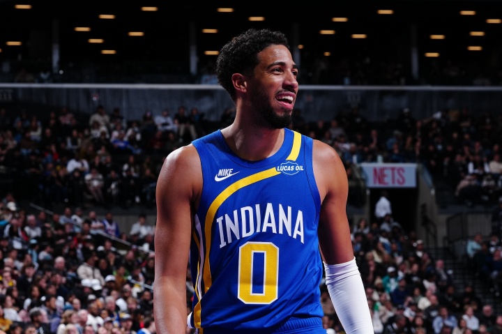 明日步行者主场迎战76人 哈利伯顿因左腿筋紧张/酸痛出战成疑